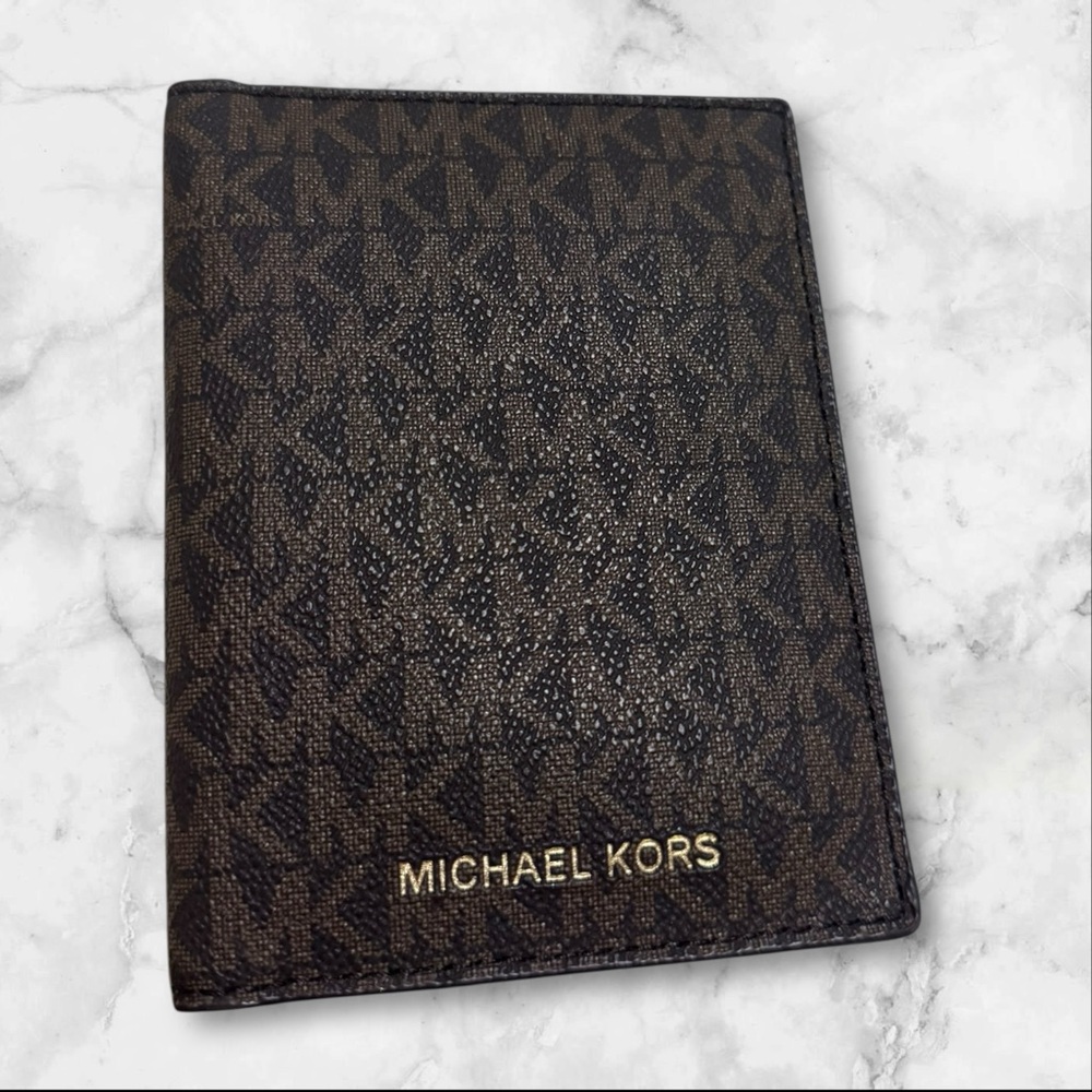 Michael Kors Brown Key Card Holder Monogram
